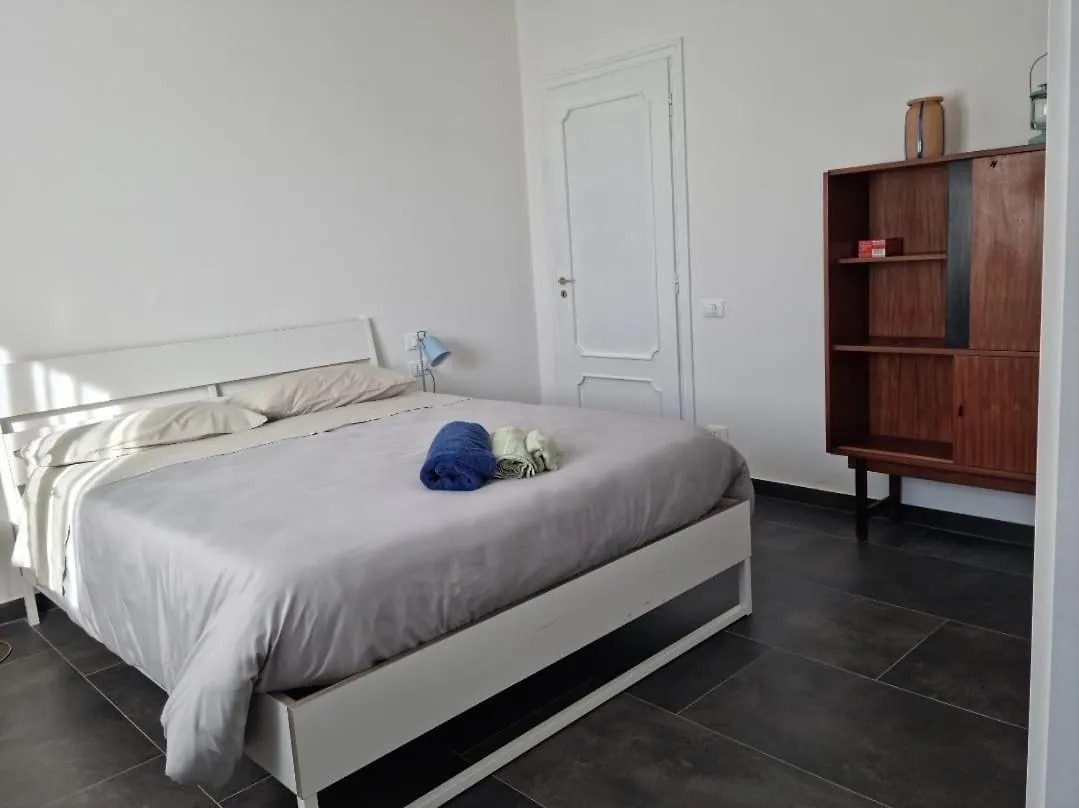 Sunbath House Pisa - Free Parking - Near Pisa Center Apartment
