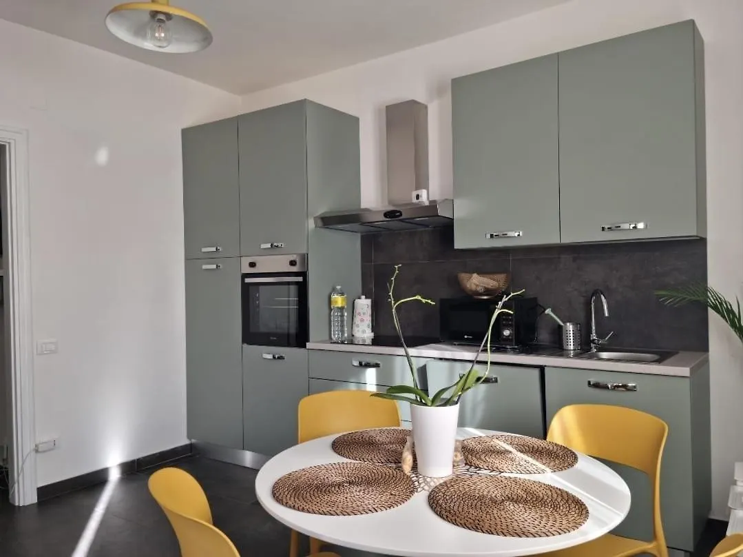 Sunbath House Pisa - Free Parking - Near Pisa Center Apartment
